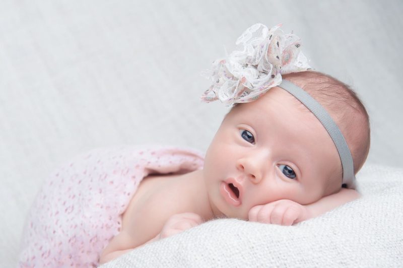 10 Idees De Prenoms En F Pour Une Fille Royaume Bebe